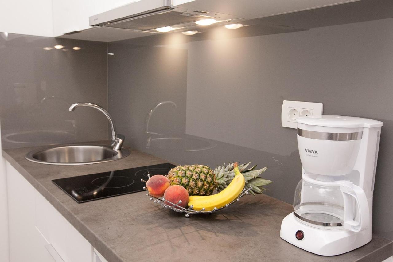 Studio Apartments Tara Zadar Bagian luar foto