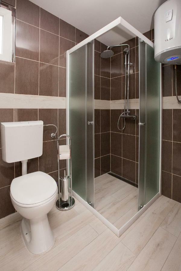 Studio Apartments Tara Zadar Bagian luar foto
