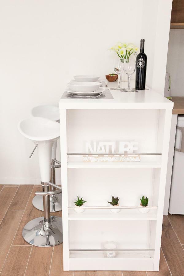 Studio Apartments Tara Zadar Bagian luar foto